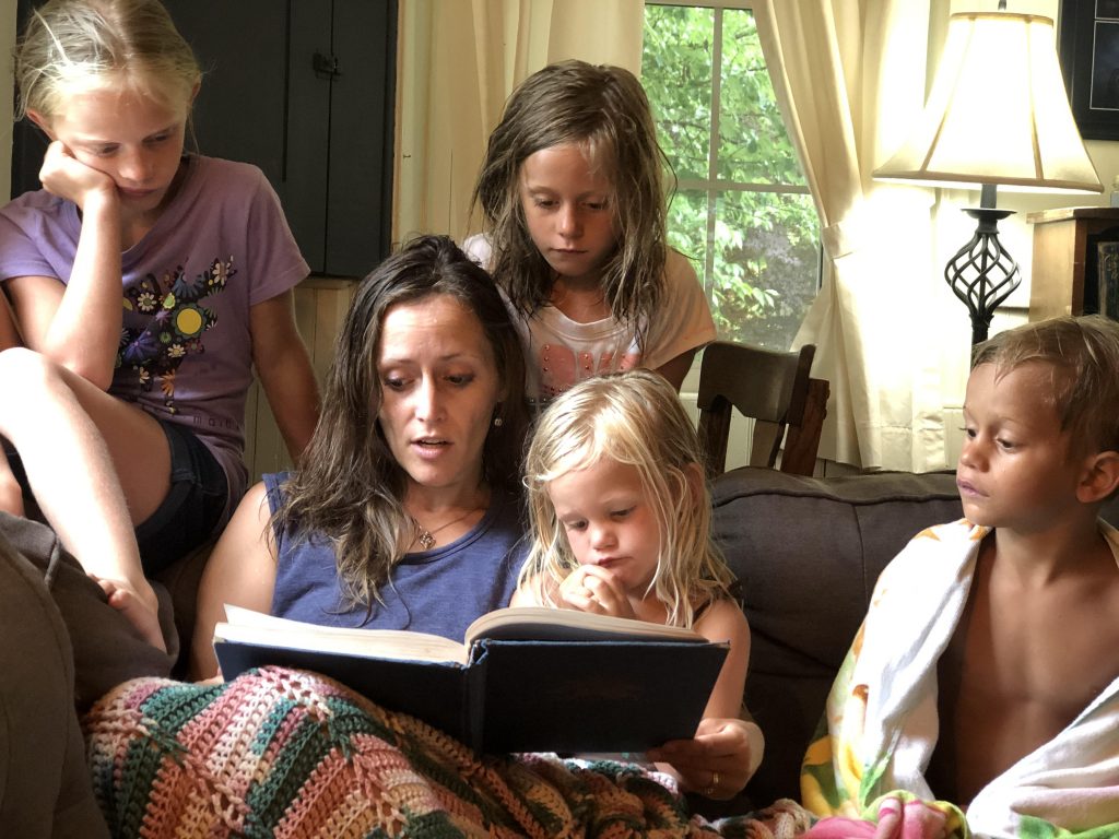 mom reading to kids